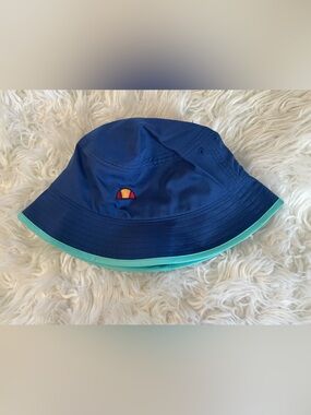 Ellesse NWT Unisex Navy Blue Volley Bucket Hat. One Size Fits Most